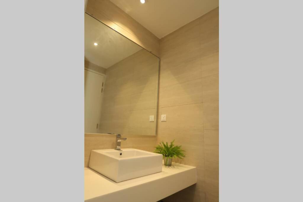 Promo Private Luxurious Nilai Vacation Home Exterior photo